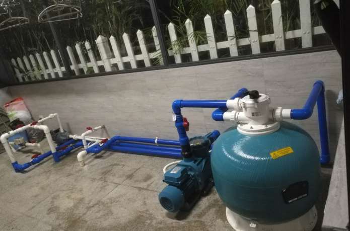 ?？诿酪晞e墅B3棟魚(yú)池過(guò)濾設(shè)備安裝工程